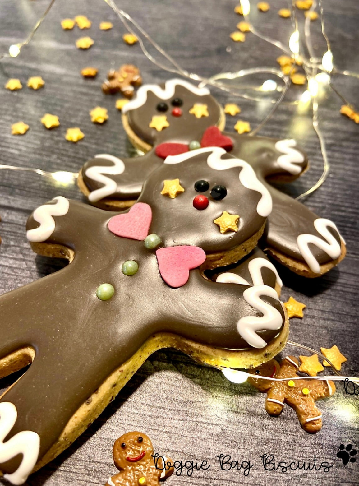 Gingerbread Men Merry Munchies Canine Cookie Gift Set