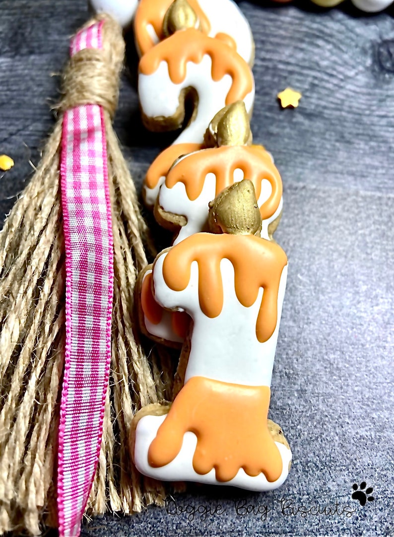 “I’M THIS OLD” Birthday Canine Cookie Gift Set
