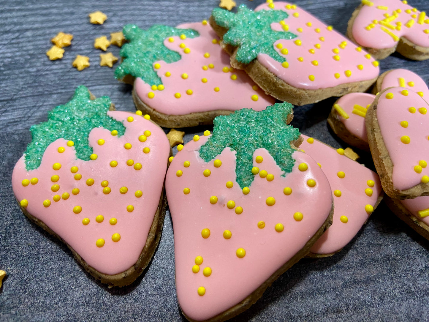 ”Sweetheart Berries” Canine Cookie Gift Set