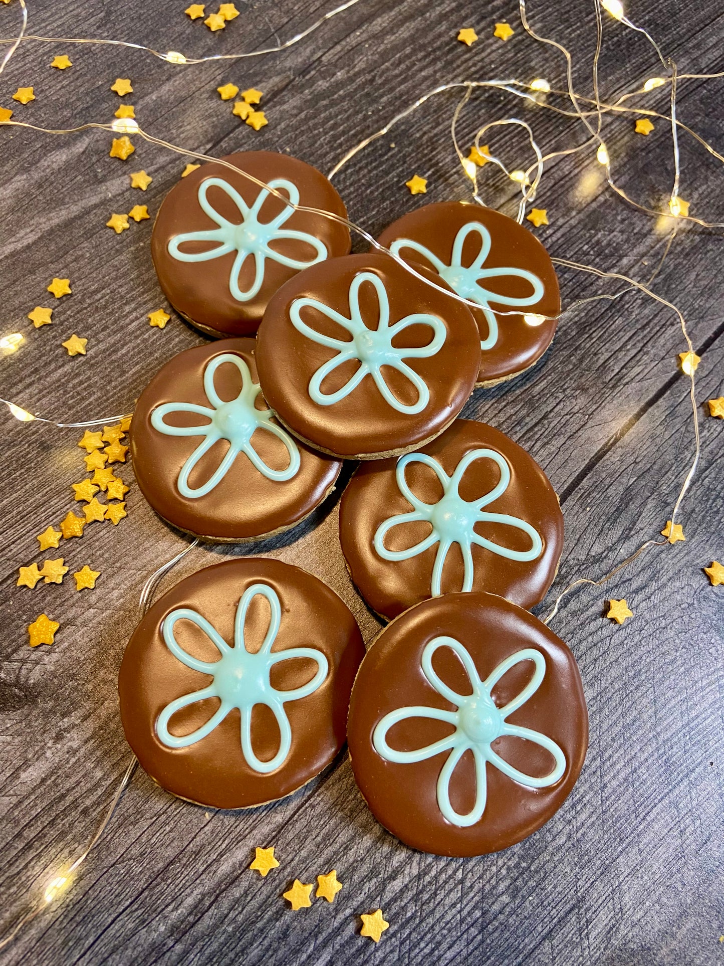 “Paws & Pastries Partnership" account for: SWEET LIFE CAKERY only