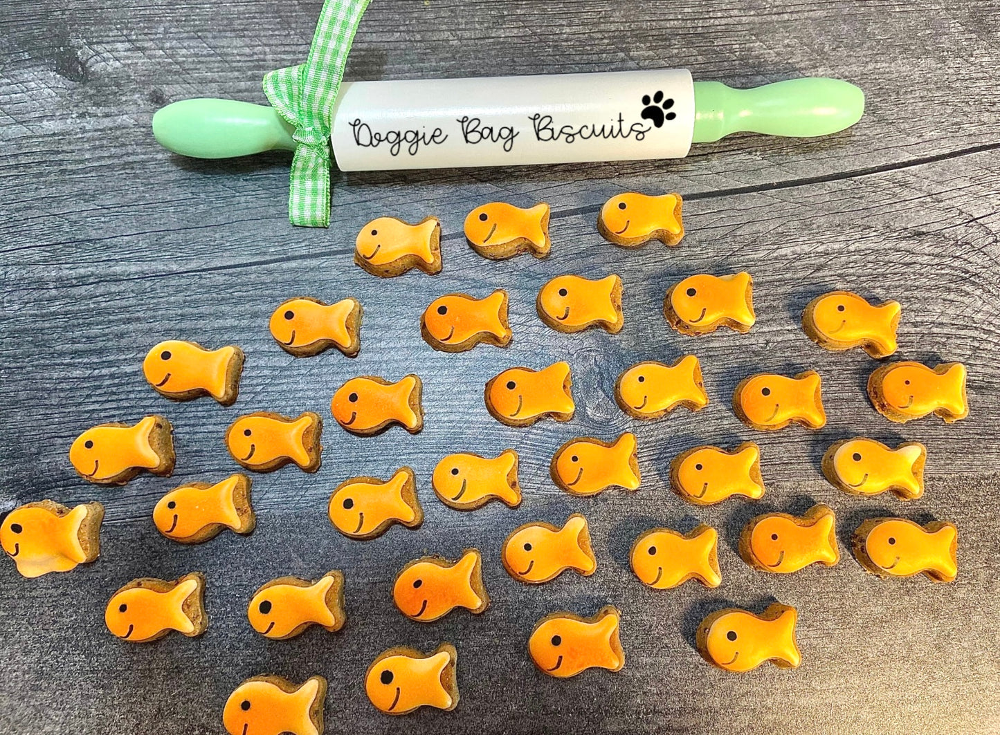 Go Fish Canine Cookie Gift Set🧡🐟