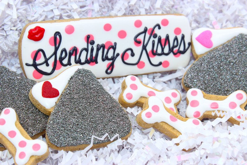 “Sending Kisses” Canine Cookie Gift Set