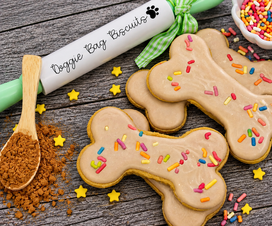 Carob Kisses Canine Cookie Gift Set 🍃🤎💋