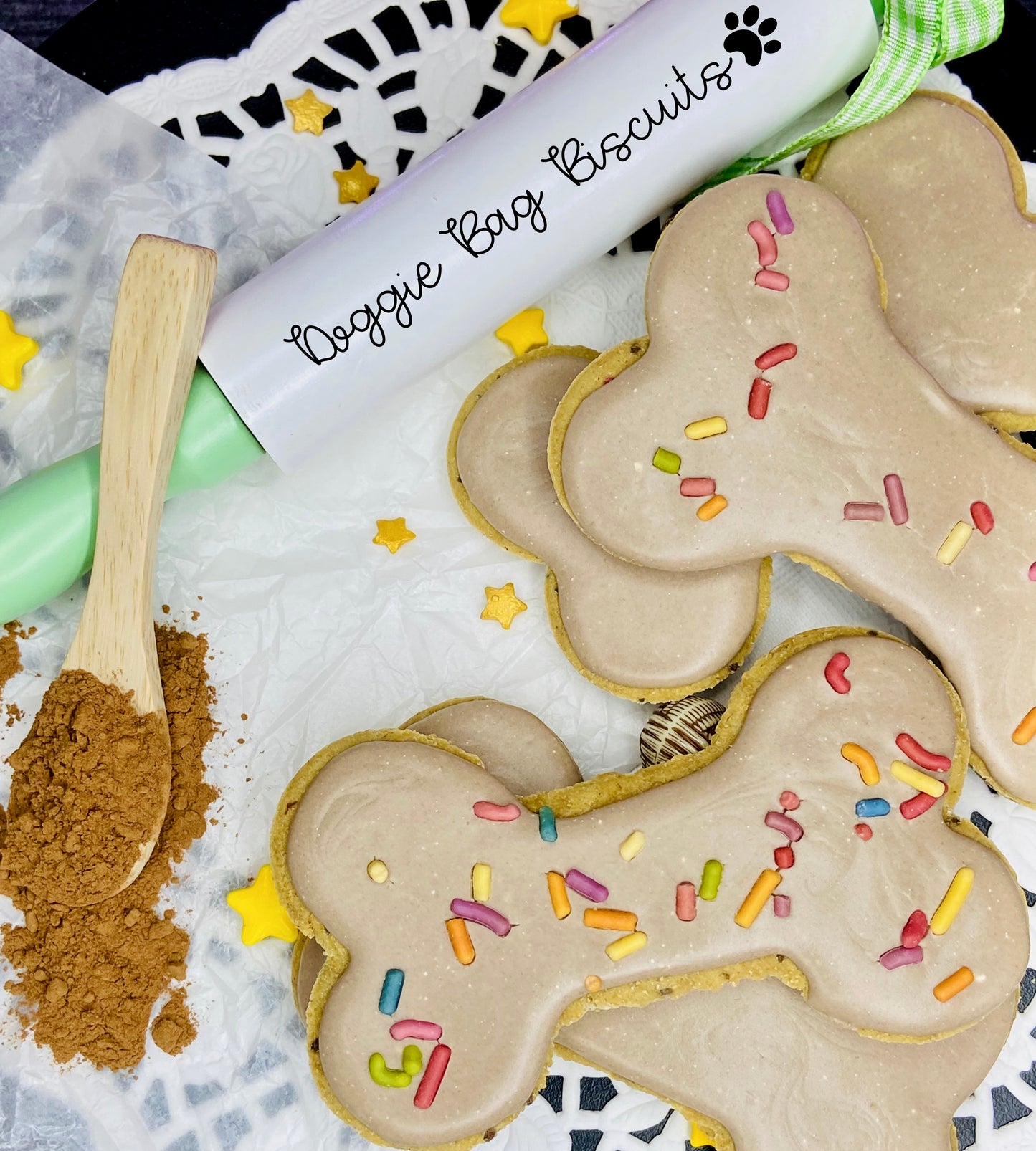 Carob Kisses Canine Cookie Gift Set 🍃🤎💋