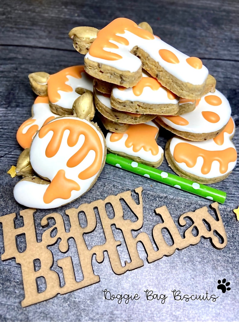 “I’M THIS OLD” Birthday Canine Cookie Gift Set