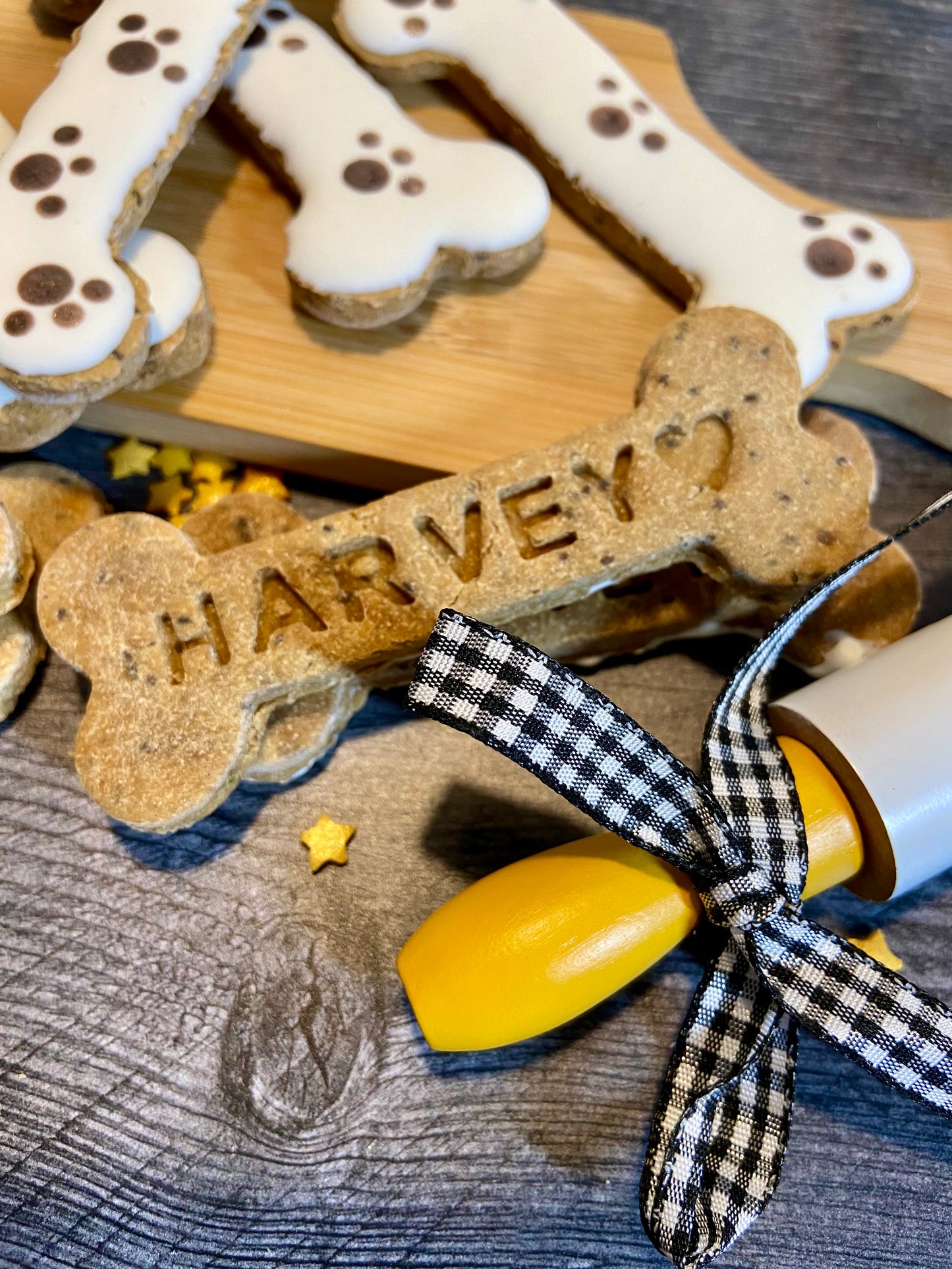 "Name & Nibble” Canine Cookie Gift Set