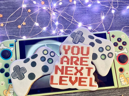 High Score Howl Canine Cookie Gift Set 🎮