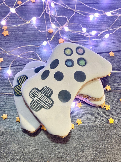 High Score Howl Canine Cookie Gift Set 🎮