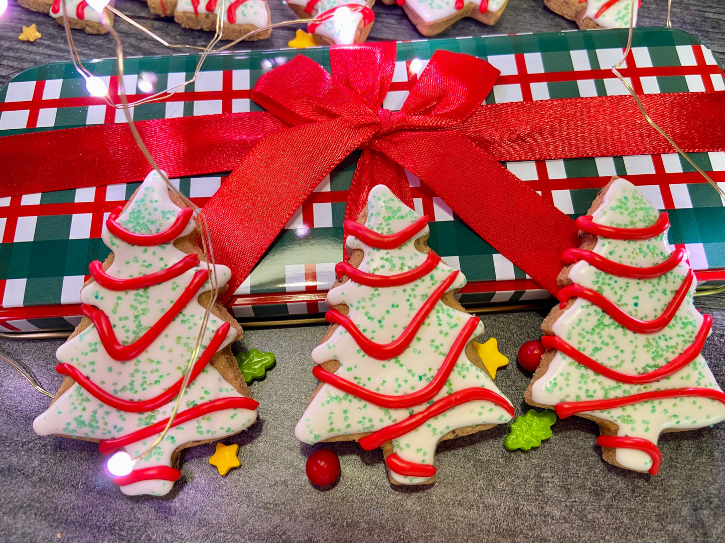 "OH CHRISTMAS TREAT" Gift Set Certified Lookie-a-Tookie™ Canine Cookies, Christmas Dog Treats