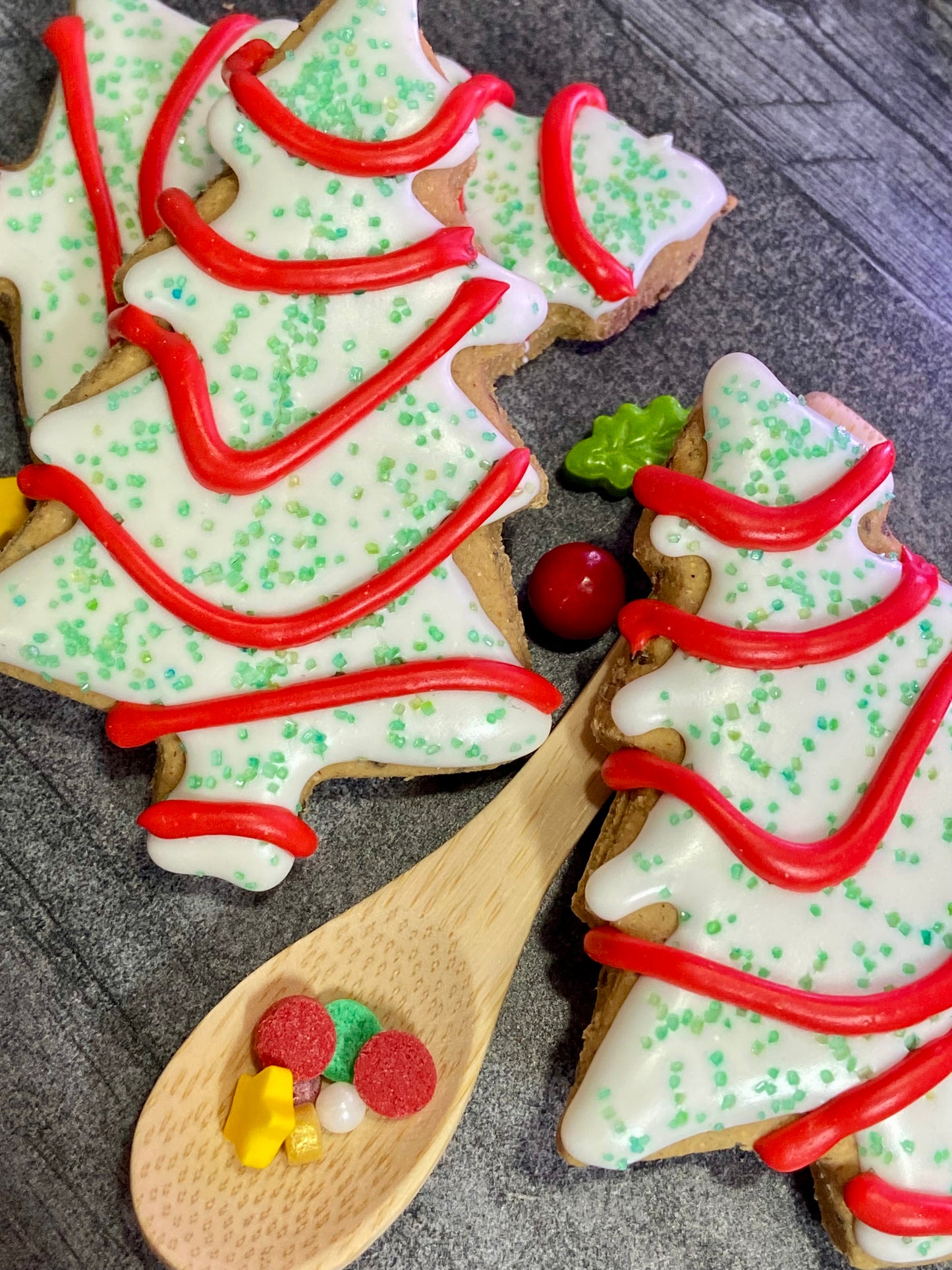 "OH CHRISTMAS TREAT" Gift Set Certified Lookie-a-Tookie™ Canine Cookies, Christmas Dog Treats