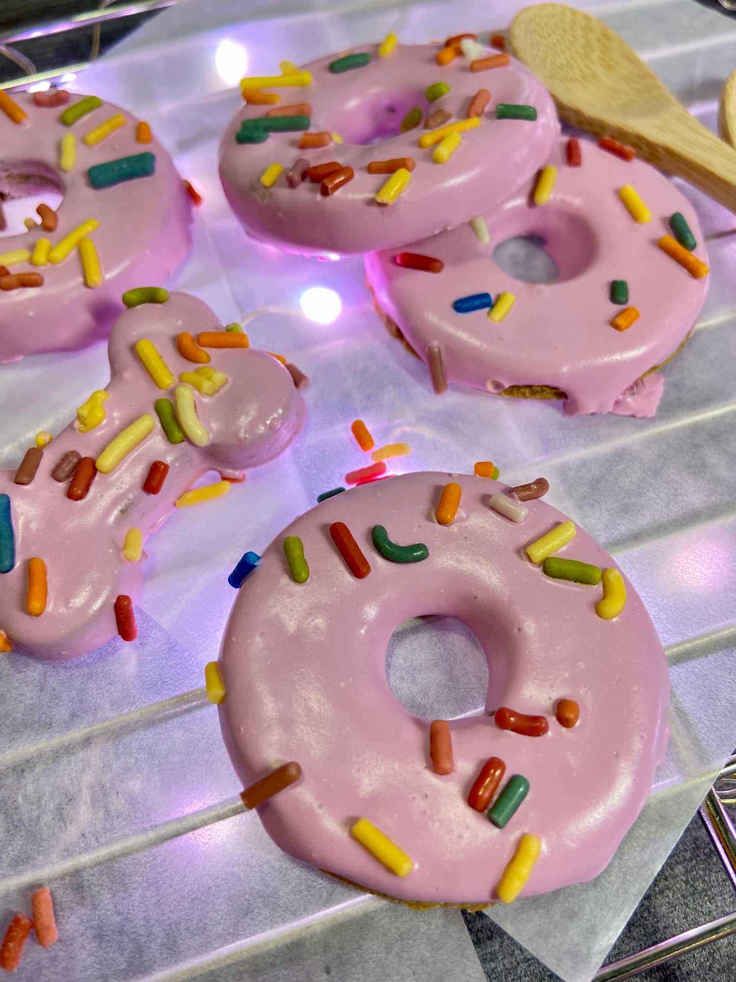 ⭐ "SWEET DONUT DAY" Canine Cookie Gift Box Set w/Tag