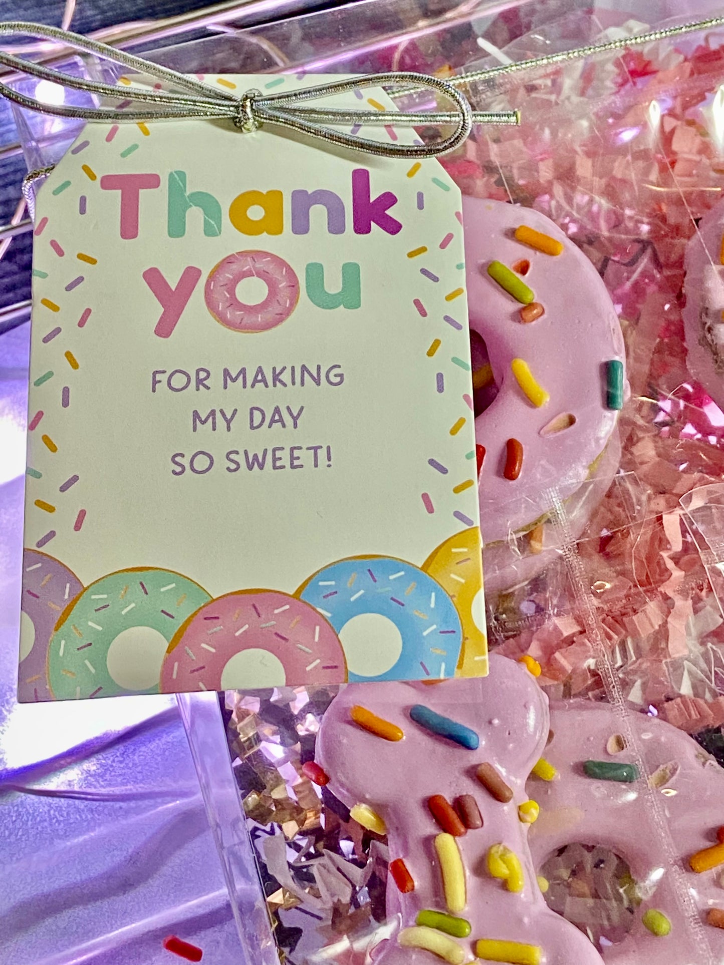 ⭐ "SWEET DONUT DAY" Canine Cookie Gift Box Set w/Tag