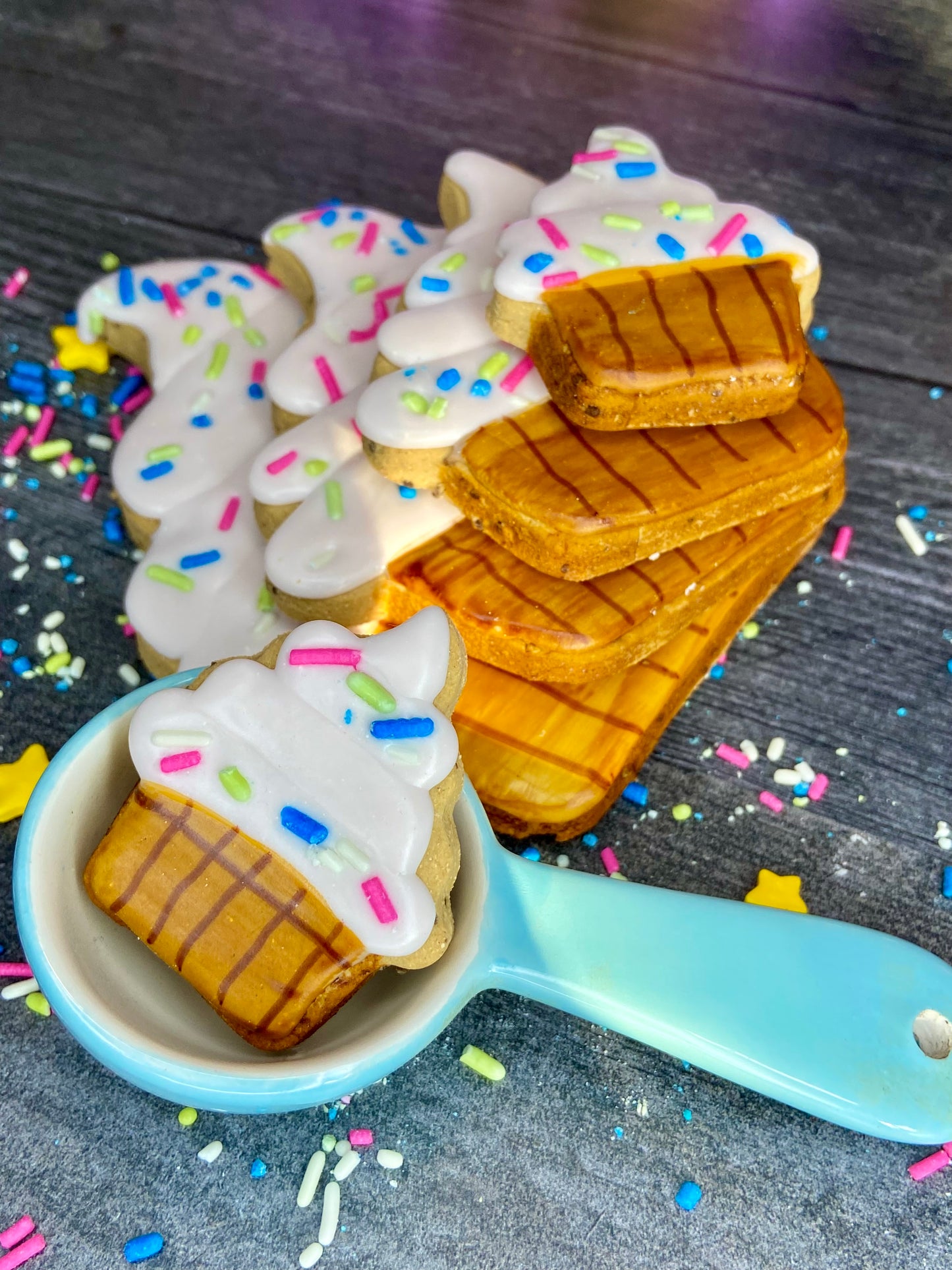 "Pupcake Party Pack" Gift Box 🎉🧁🐾