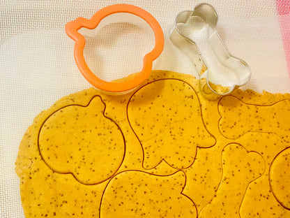 👻🎃🦴 BOO, IT’S FALL! Canine Cookie Gift Set