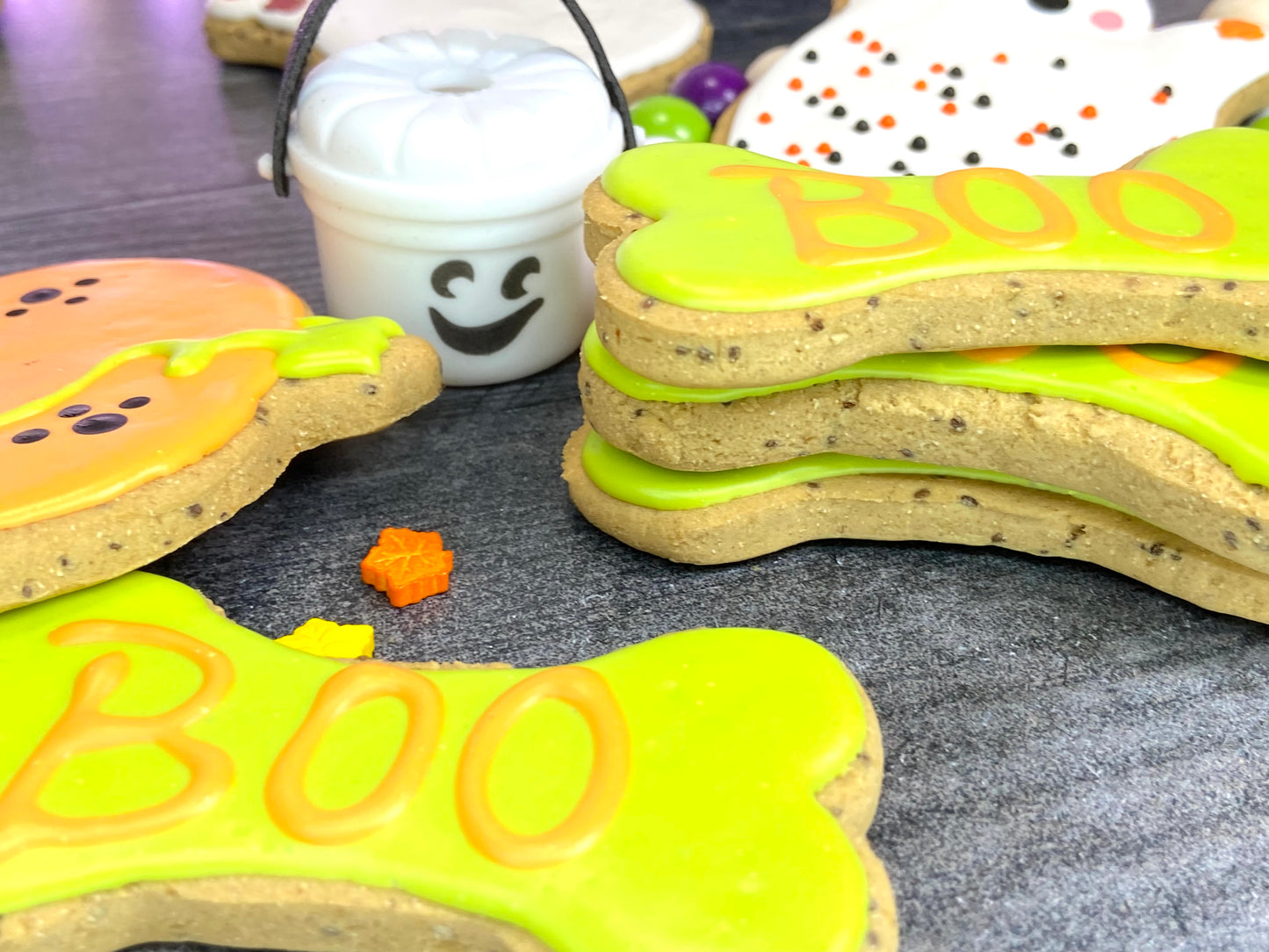 👻🎃🦴 BOO, IT’S FALL! Canine Cookie Gift Set