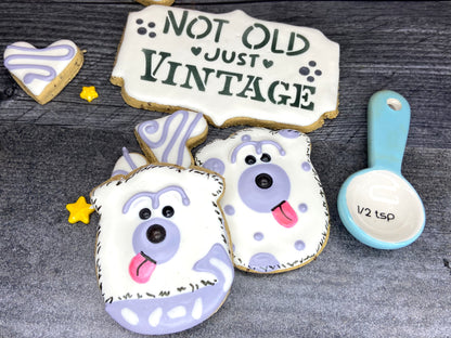 🤍🐾 “NOT OLD Just VINTAGE” Canine Cookie GIFT SET