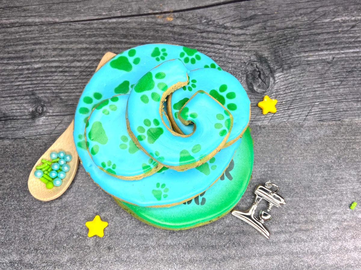 "YOU MAKE THE WORLD A BETTER PLACE"   Canine Cookie Gift Box Set 🌎🐾