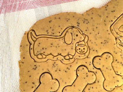"The Howl-o-Weenie" Canine Cookie Box Gift Set 👻🎃🐾