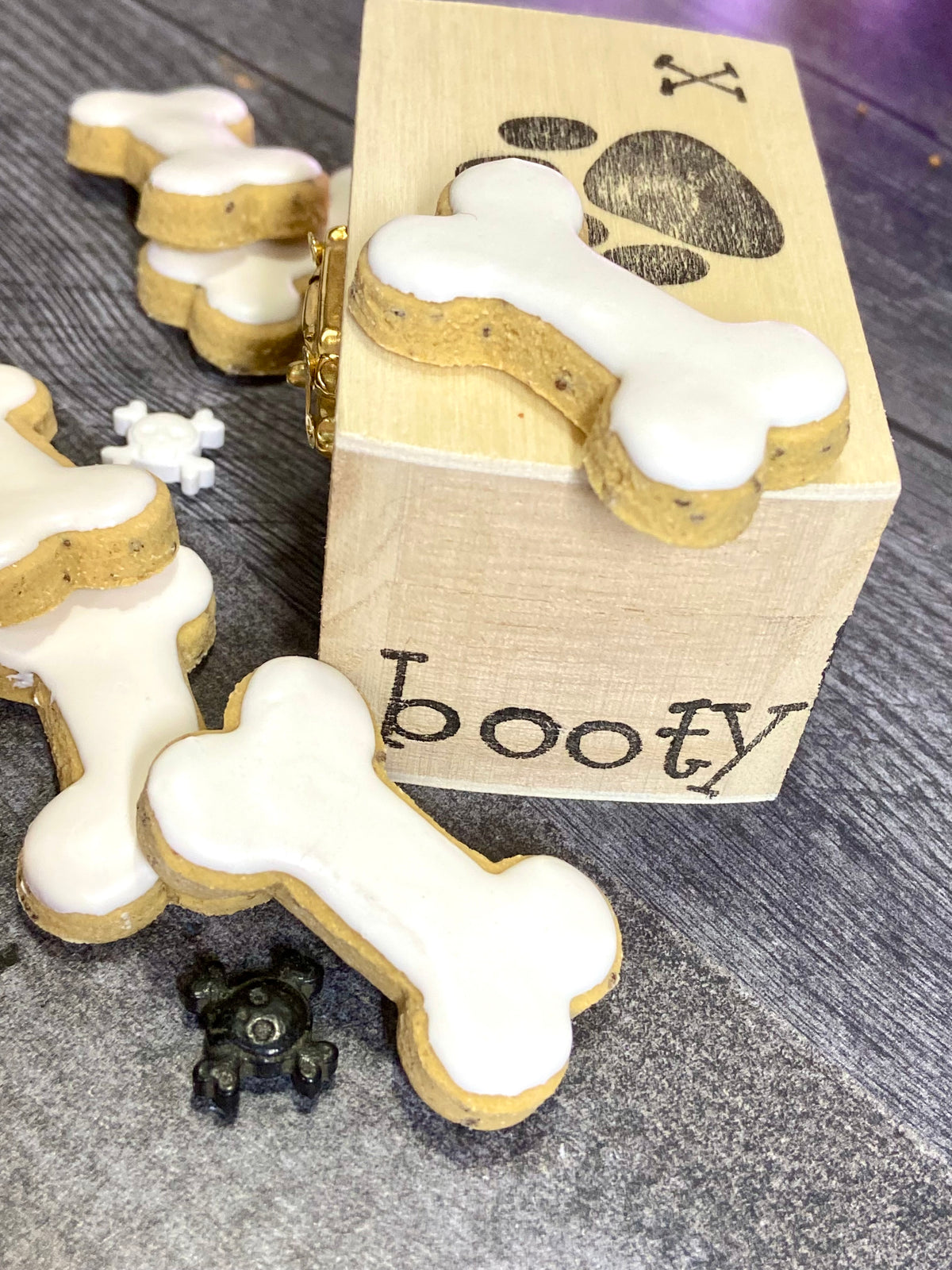 "Canine Coins"  Bite-Size Canine Cookie Gift Set 💰🐾