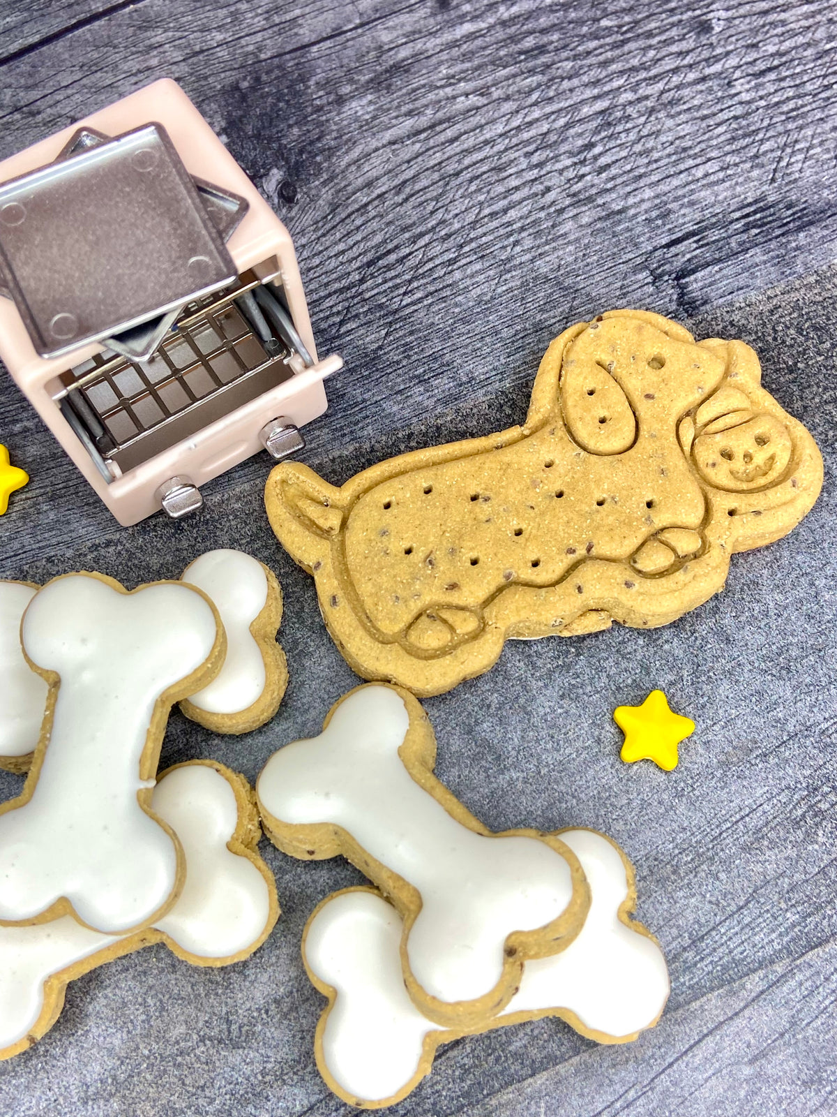 "The Howl-o-Weenie" Canine Cookie Box Gift Set 👻🎃🐾