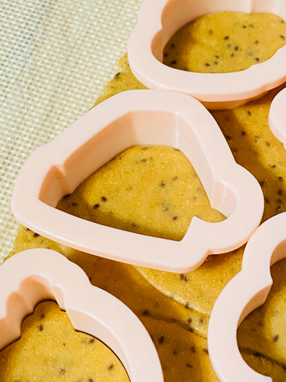 HAPPY PAWLIDAYS! 🎄 12-Day Canine Cookie Advent Calendar