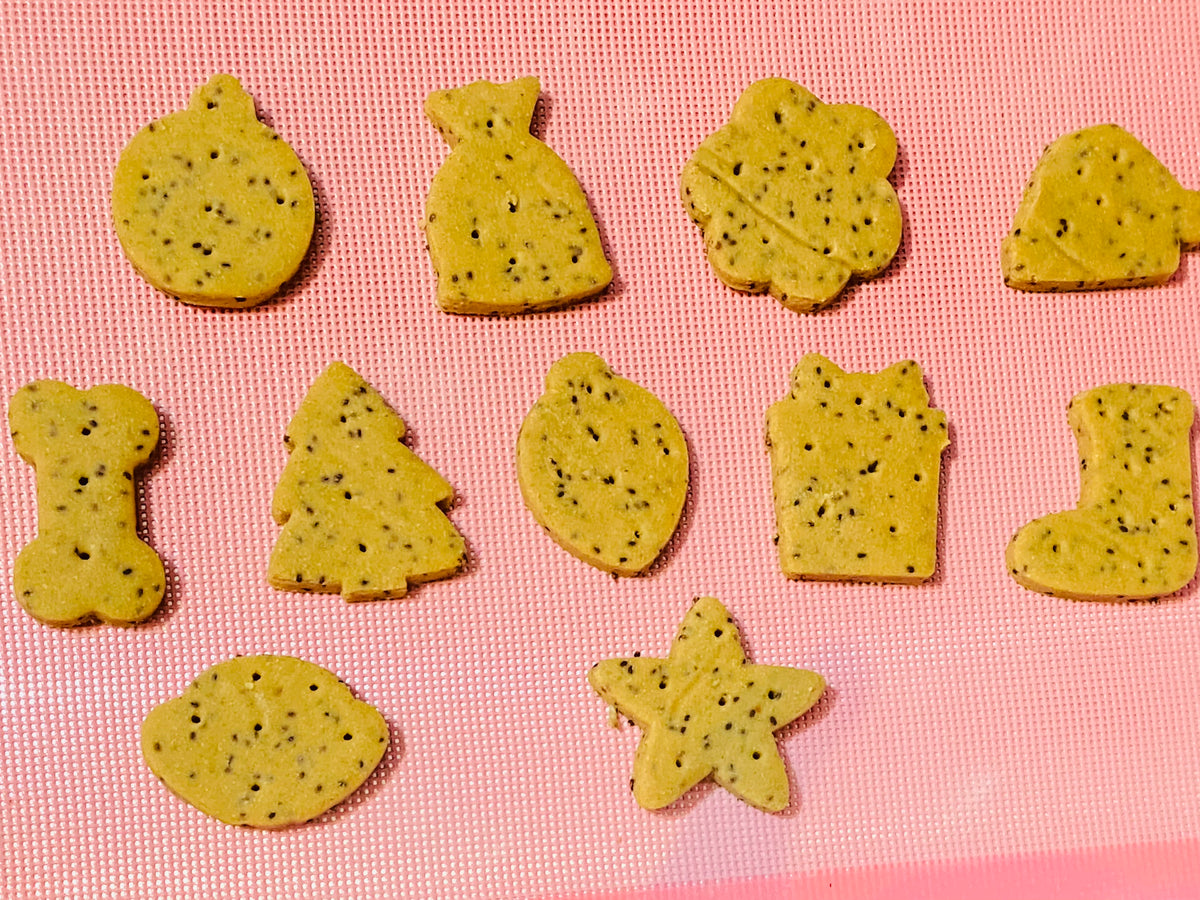 HAPPY PAWLIDAYS! 🎄 12-Day Canine Cookie Advent Calendar