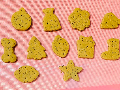 HAPPY PAWLIDAYS! 🎄 12-Day Canine Cookie Advent Calendar