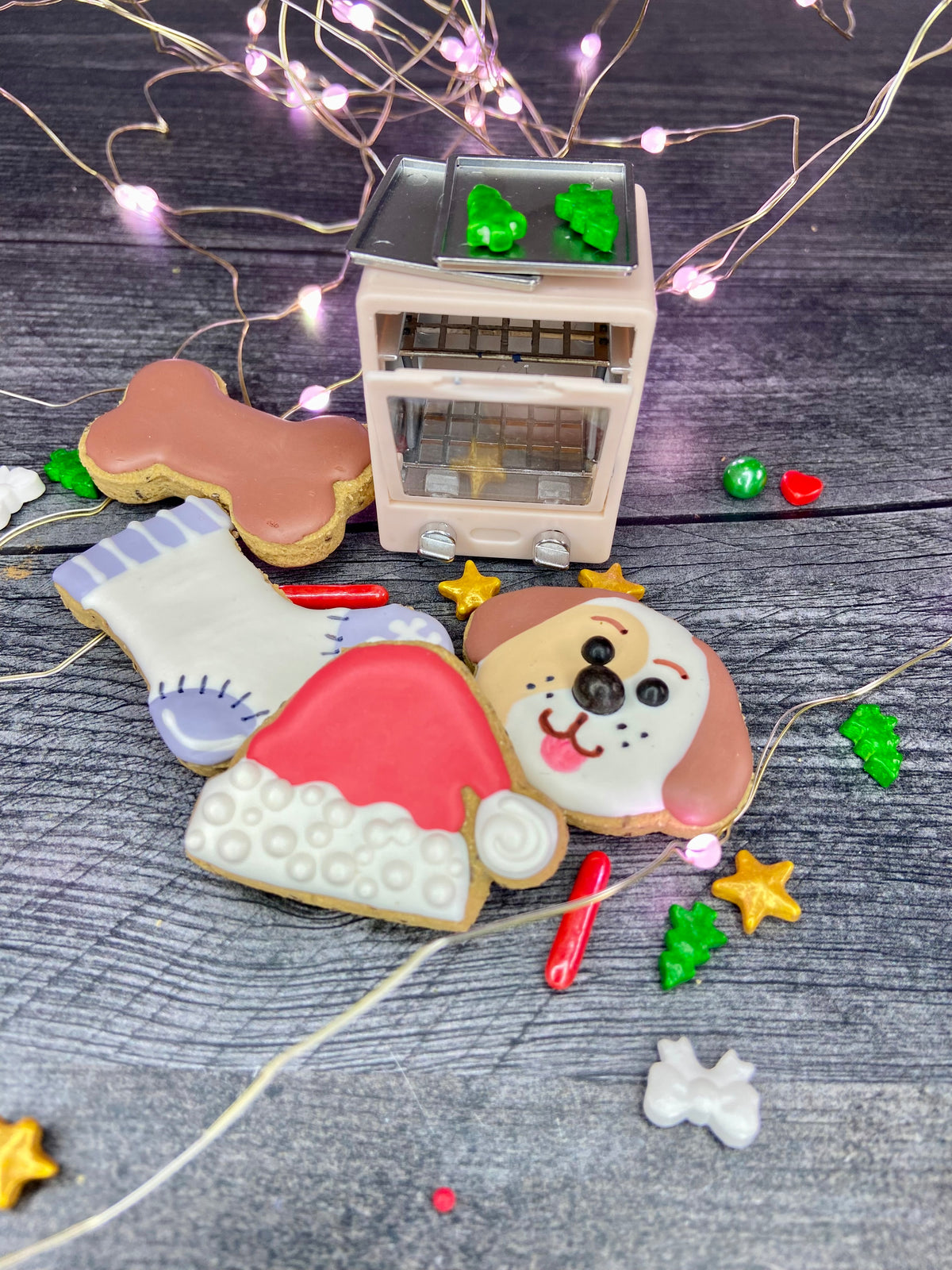 HAPPY PAWLIDAYS! 🎄 12-Day Canine Cookie Advent Calendar