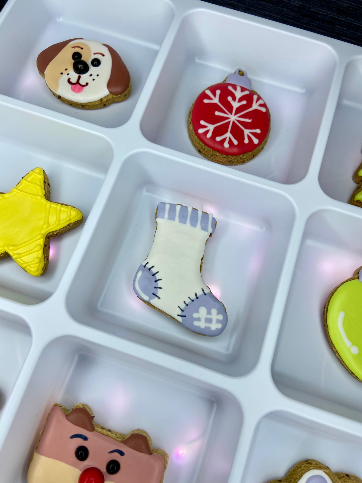 HAPPY PAWLIDAYS! 🎄 12-Day Canine Cookie Advent Calendar