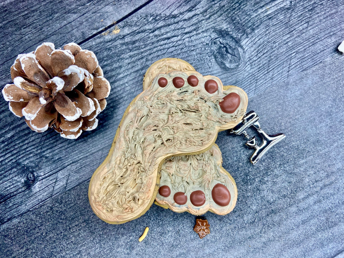 "Bigfoot's Trail of Treats" Canine Cookie Gift Set