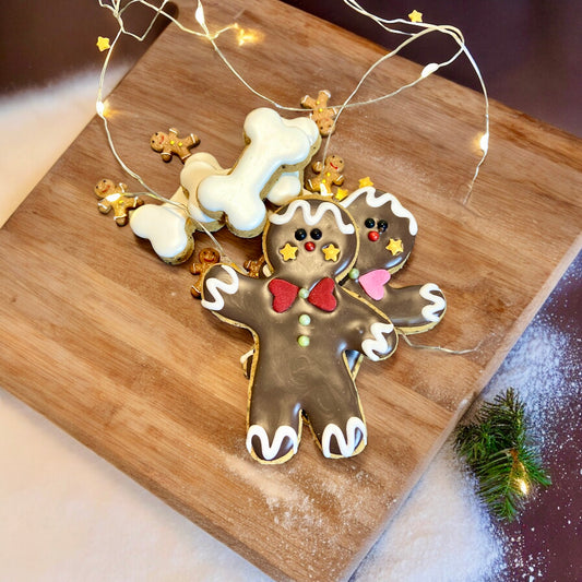 Gingerbread Men Merry Munchies Canine Cookie Gift Set