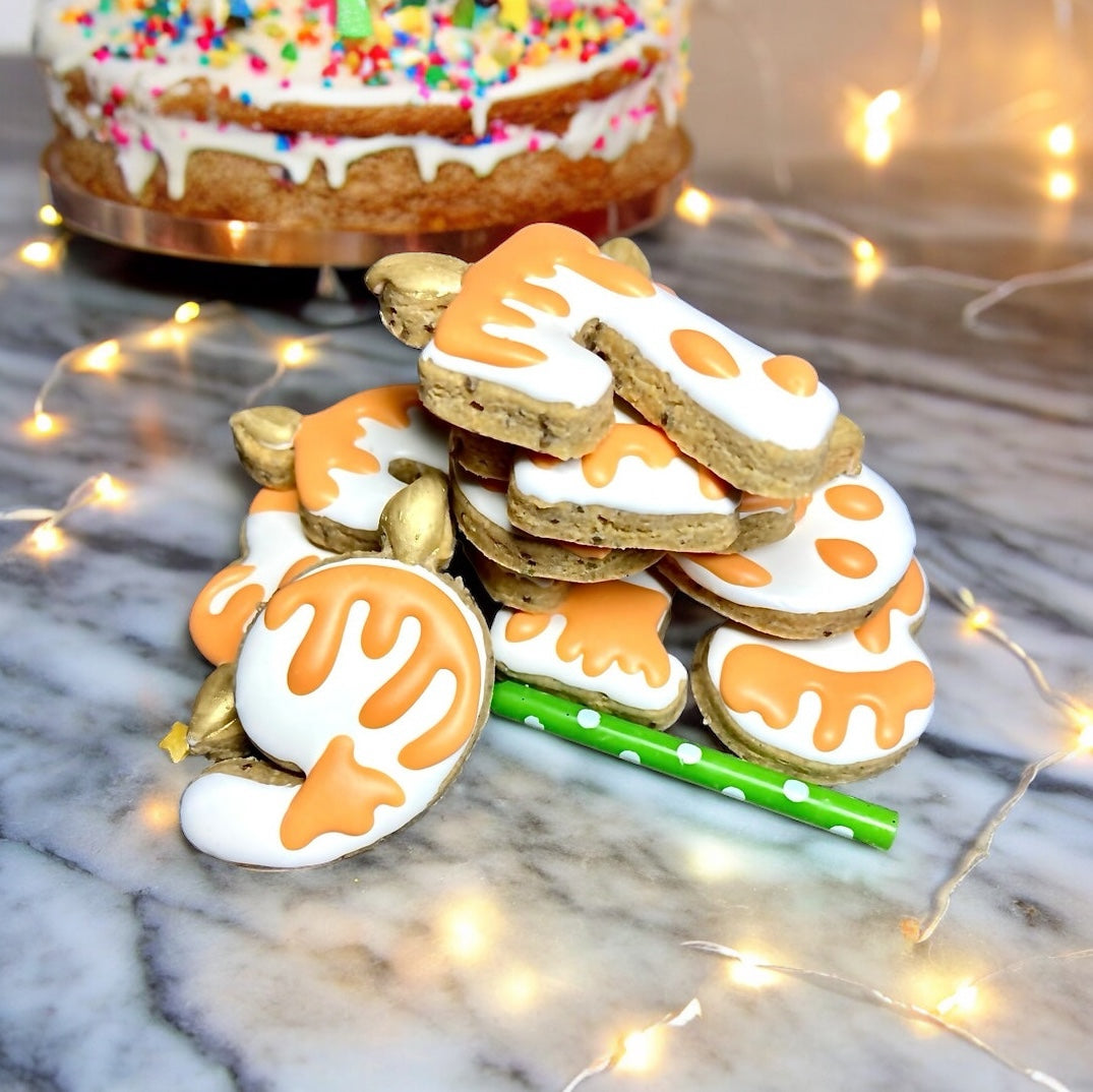 “I’M THIS OLD” Birthday Canine Cookie Gift Set