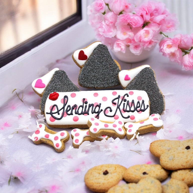 “Sending Kisses” Canine Cookie Gift Set