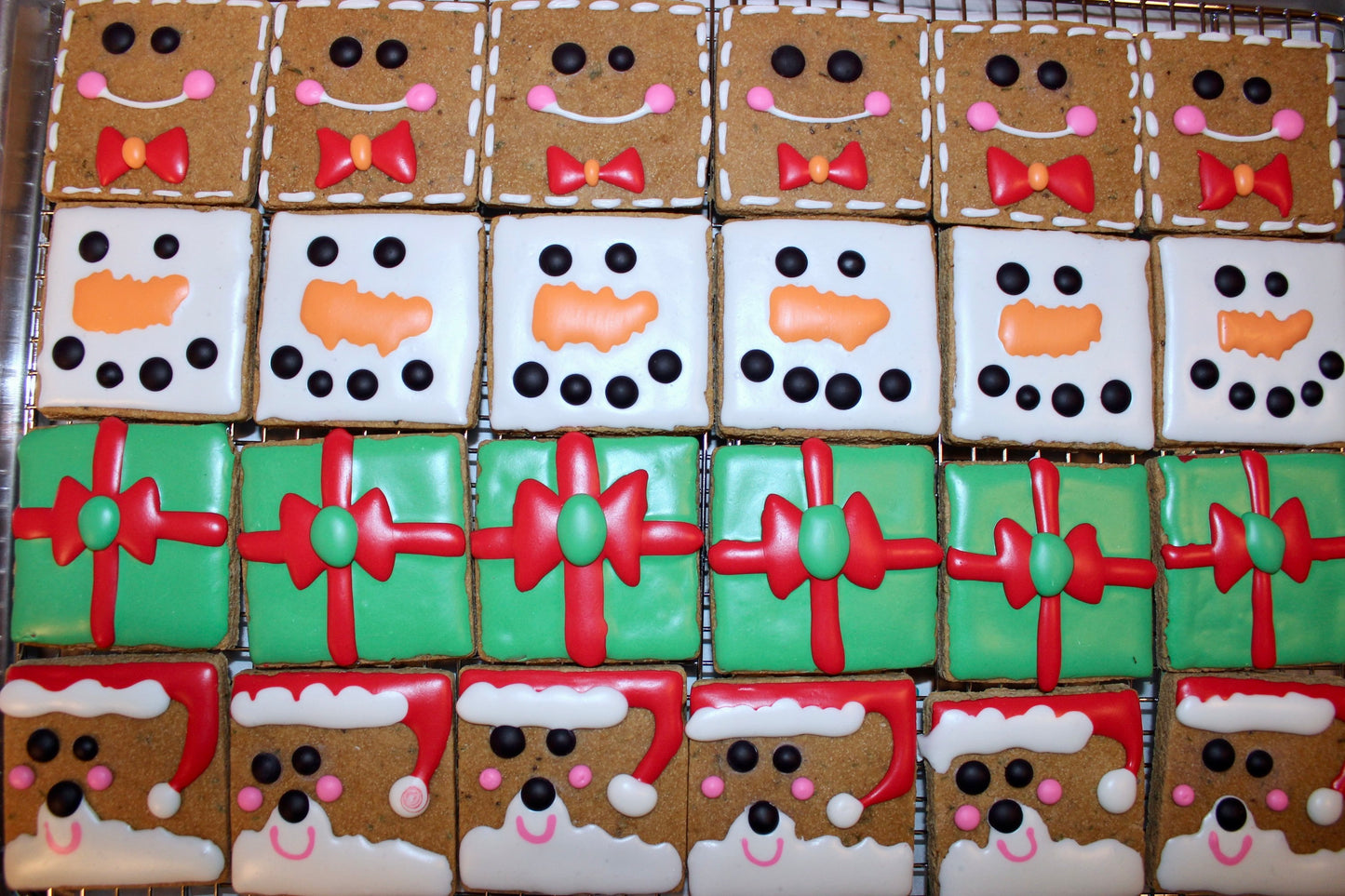 Christmas Crew™ Canine Cookie Gift Set 🎄🐾