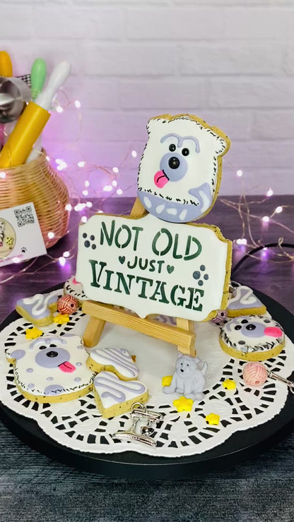 🤍🐾 “NOT OLD Just VINTAGE” Canine Cookie GIFT SET