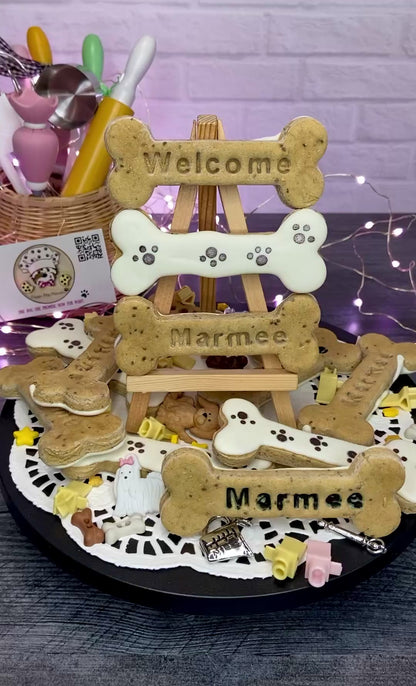Name & Nibble™ Personalized Canine Cookie Gift Set ✒️🐾
