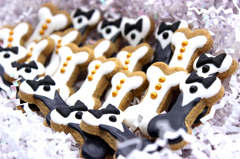 “Wonderful Wedding” Canine Cookie Gift Sets with 3 Options!