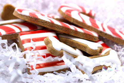 “Pretty Peppermint” Canine Cookie Gift Set 🍬🐾🎄